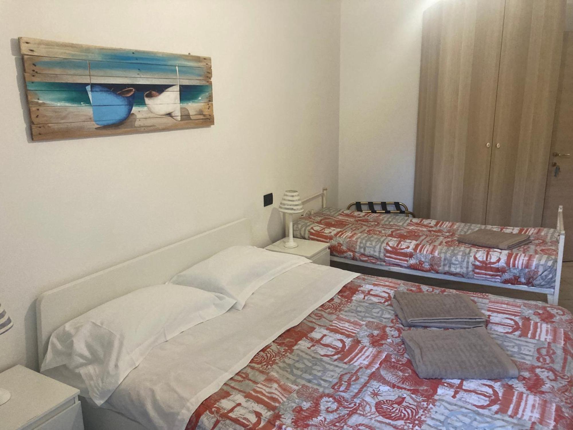 Guest House Berzefi Bergeggi Bagian luar foto