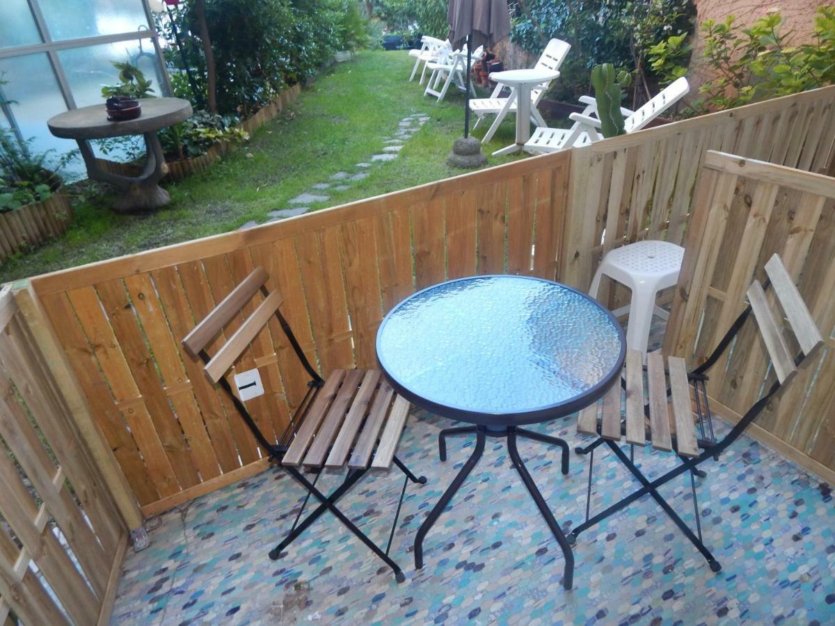 Guest House Berzefi Bergeggi Bagian luar foto